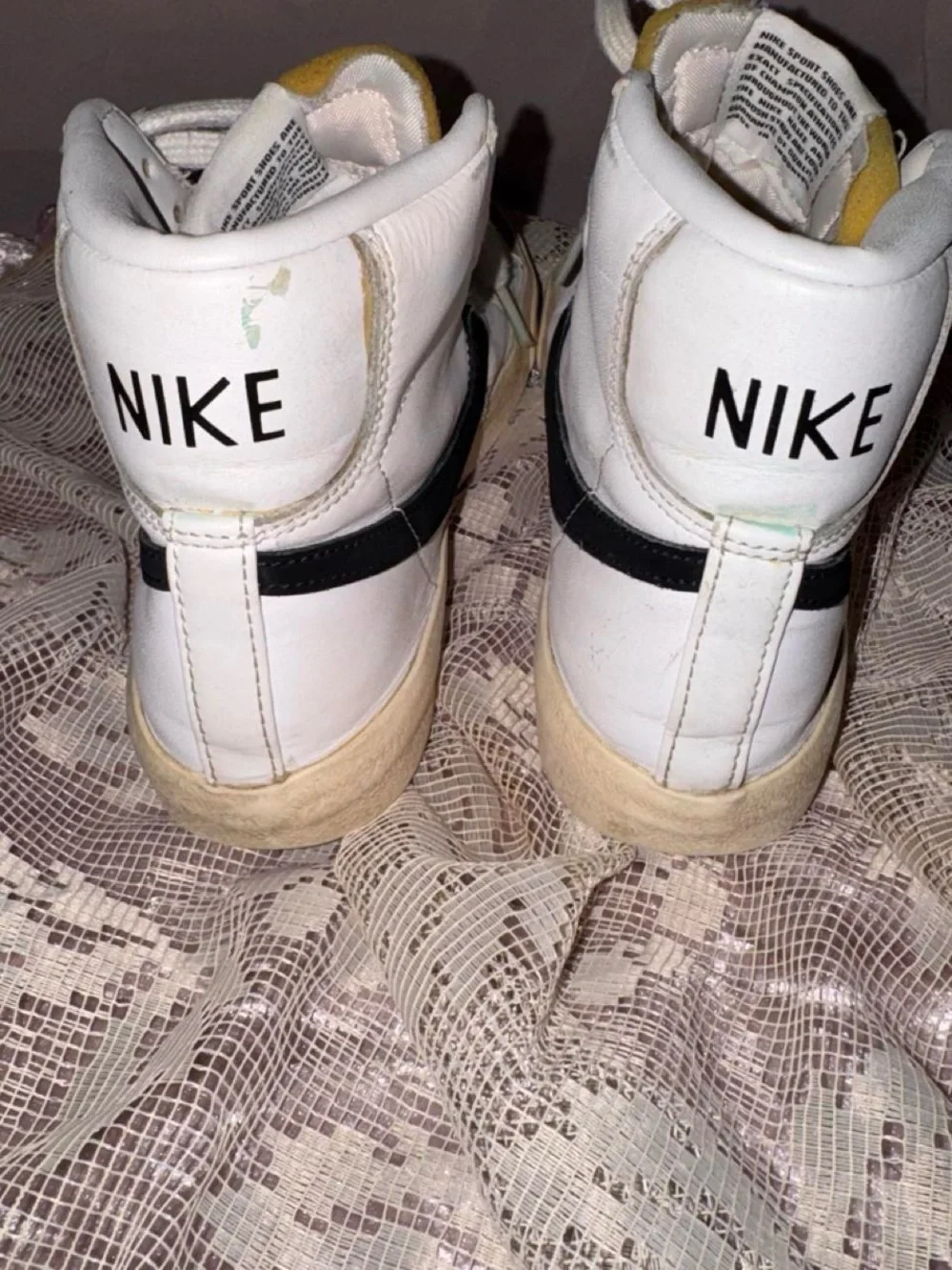 Nike Blazer Mid '77 High Top Sneakers White/Black Size 6.5